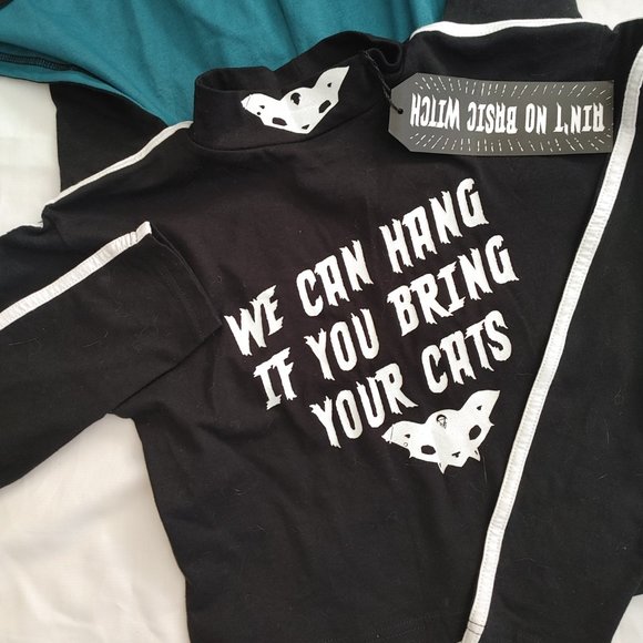 ROGUE+WOLF - CAT LADY GOTHIC CROP TOP - Picture 5 of 5